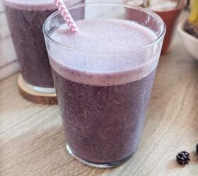 Creamy Almond Blackberry Smoothie With Oat Milk