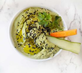 Easy Creamy All-in-one Avocado Chickpea Hummus