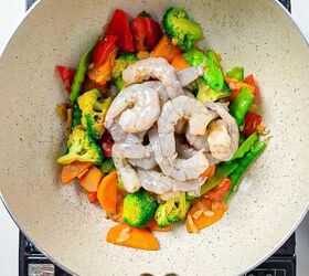 homemade shrimp and vegetable stir fry in 30 minutes, Colorful vegetables saut ing in a wok for shrimp and vegetable stir fry