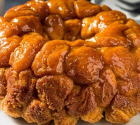cinnamon roll monkey bread recipe cinnamon monkey bread, Close up image of Cinnamon Roll Monkey Bread