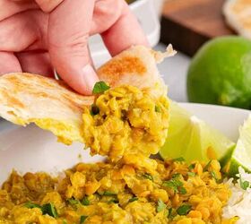 coconut milk curry lentils, Coconut Milk Curry Lentils scooped on naan