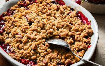 Spicy Plum and Grape Crisp