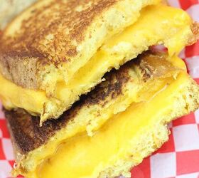 This might just be the perfect grilled cheese