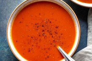 This simple & flavorful spicy tomato soup is perfect for a cold winter day