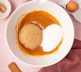 biscoff blondies with white chocolate cookie butter, Sugars being added to the biscoff mixture