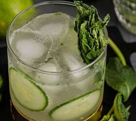 easy christmas crack recipe, Eastside Cocktail on a Tray