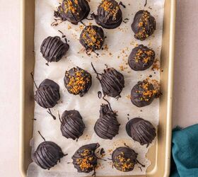 biscoff truffles recipe easy no bake cookie truffles, The biscoff truffles are placed in a parchment paper is ready to freeze
