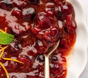 cranberry sauce from dried cranberries easy holiday recipe, A spoon ready to scoop the Festive cranberry sauce with dried cranberries