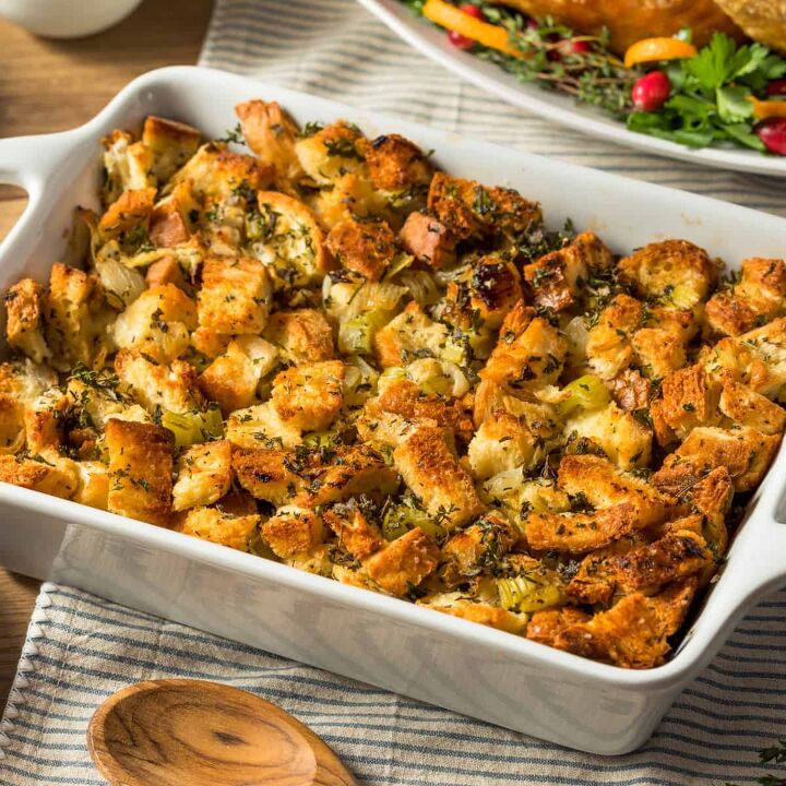 Sausage Stuffing Recipe | Classic Sage And Sausage Stuffing | Foodtalk Sausage Stuffing Recipe | Classic Sage And Sausage Stuffing | Foodtalk
