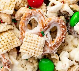 christmas crunch recipe easy holiday snack mix, Close up of festive Christmas Crunch showing popcorn pretzels and colorful holiday M Ms