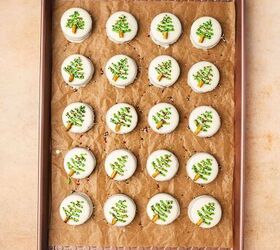 easy no bake white chocolate covered oreos 5 ingredient christmas tre, Refrigerating decorated white chocolate covered Oreos until green drizzle and pretzel trunks are set