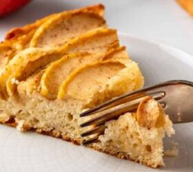 This apple skillet cake is a one-bowl dessert that is to-die-for