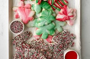 These easy holiday sugar cookies are complete perfection