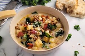 If you love Olive Garden's Zuppa Toscana Soup you are going to love this copycat version
