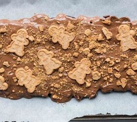 gingerbread christmas crack date bark easy no bake holiday treat, Sprinkled crushed gingerbread cookies on chocolate layer