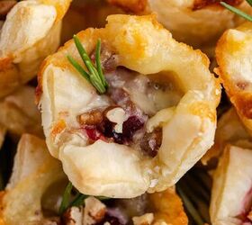 Cranberry Brie Bites