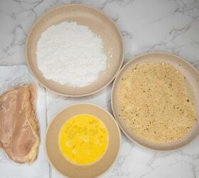 parmesan chicken sandwich, Flour breadcrumbs beaten eggs and chicken breast for Italian cooking recipes