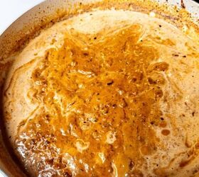 spicy rigatoni alla vodka, Creamy Italian tomato sauce with herbs and spices for authentic Italian vodka sauce