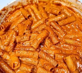 spicy rigatoni alla vodka, Creamy tomato pasta with rigatoni coated in rich Italian vodka sauce Perfect for authentic Italian recipes