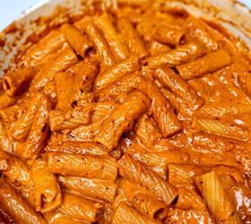 spicy rigatoni alla vodka, Creamy tomato pasta with rigatoni coated in rich Italian vodka sauce Perfect for authentic Italian recipes