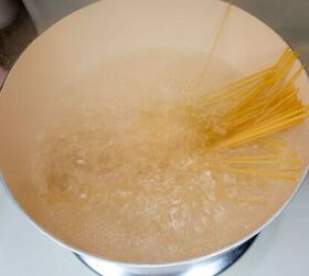 lemon ricotta pasta with grilled chicken, Cook the Pasta
