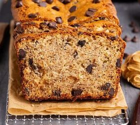 peanut butter banana bread, Peanut Butter Banana Bread slice up close