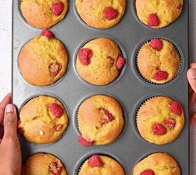 easy banana raspberry muffins with cake mix only 5 ingredients, Cooling banana raspberry muffins in the pan for 5 minutes before transferring to a wire rack to serve