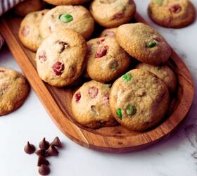 The Cutest M&Ms Christmas Cookies