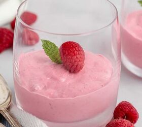 raspberry mousse, Raspberry Mousse without Gelatin in a Glass with Mint