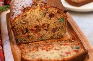 Indulge in this moist, festive loaf cake this Christmas!