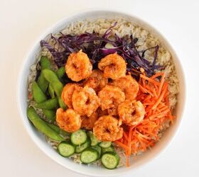 the best bang bang shrimp bowl ready in 30 minutes, Bang bang shrimp bowl with rice vegetables and creamy sauce