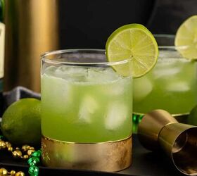 shamrock sour, Shamrock Sour in Glasses with Shaker in Back