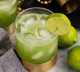 shamrock sour, Shamrock Sour in Glass with Lime