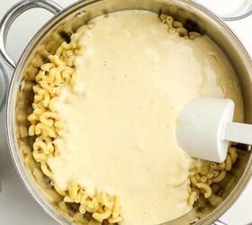 Mac & cheese just got WAY better with this insane recipe