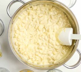 3 cheese macaroni and cheese recipe for pure comfort, Macaroni stirred with three cheese sauce until fully coated and creamy