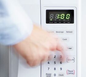 stop microwaving these 10 foods asap