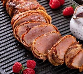 bacon wrapped pork tenderloin bacon wrapped pork recipe, Close Up image of bacon wrapped pork tenderloin with raspberries next to it