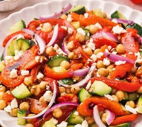 easy roasted red bell pepper and chickpea salad recipe, Vibrant roasted red pepper and chickpea salad with diced cucumber and red onion on a platter