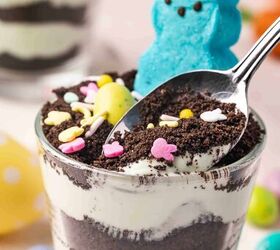 easy easter pistachio pudding dirt cups with oreos and peeps, Spoon scooping creamy pistachio pudding into 6 oz cups for Easter dirt pudding dessert
