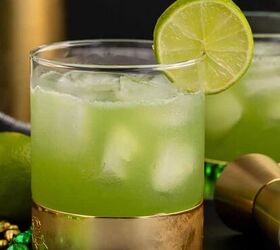 pistachio shortbread cookies, Shamrock Sour in Glasses and Lime Garnish