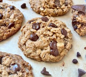 oatmeal almond flour chocolate chip cookies, Freshly baked oatmeal almond flour cookies with chocolate chips