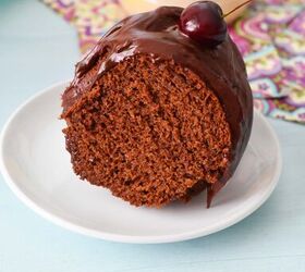 You will NEVER guess what ingredient makes this cake so incredible