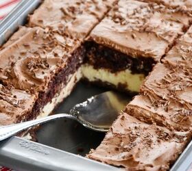 Share the love with this delicious chocolate-ricotta cake