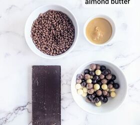 crunchy chocolate puffed rice easter cups 4 ingredients, The ingredients needed for this recipe