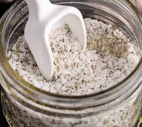 non alcoholic frozen pina colada, Prime Rib Rub in a mason jar with a little serving spoon