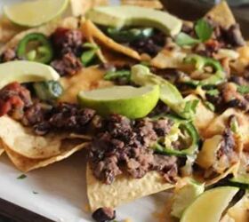 If you're looking for a fun weeknight dinner, try these sheet pan nachos!