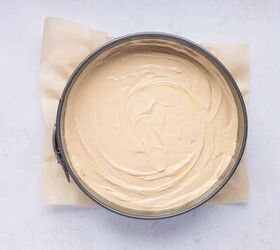 high protein no bake biscoff cheesecake, Filling added to cookie crust for High Protein No Bake Biscoff Cheesecake