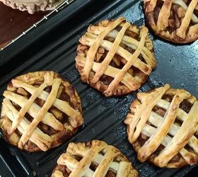 golden flaky apple pie with puff pastry
