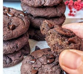 Flourless Chocolate Chickpea Cookies