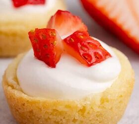 3 ingredient strawberry dump cake the easiest dessert you ll make, Strawberry Shortcake Cookie Cups up close with strawberries in the back